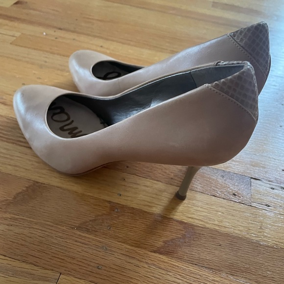Sam Edelman rounded toe pump - Picture 4 of 5
